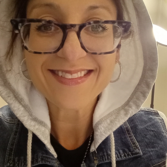 Meet your Posher, Jamie - Picture 3 of 8